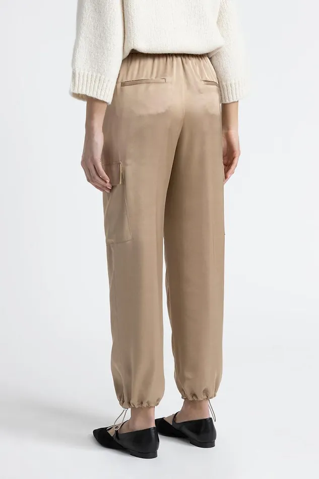 Peserico Trousers Woman Viscose Satin Baggy Cargo Trousers Camel Peserico Trousers Woman Viscose Satin Baggy Cargo Trousers Camel