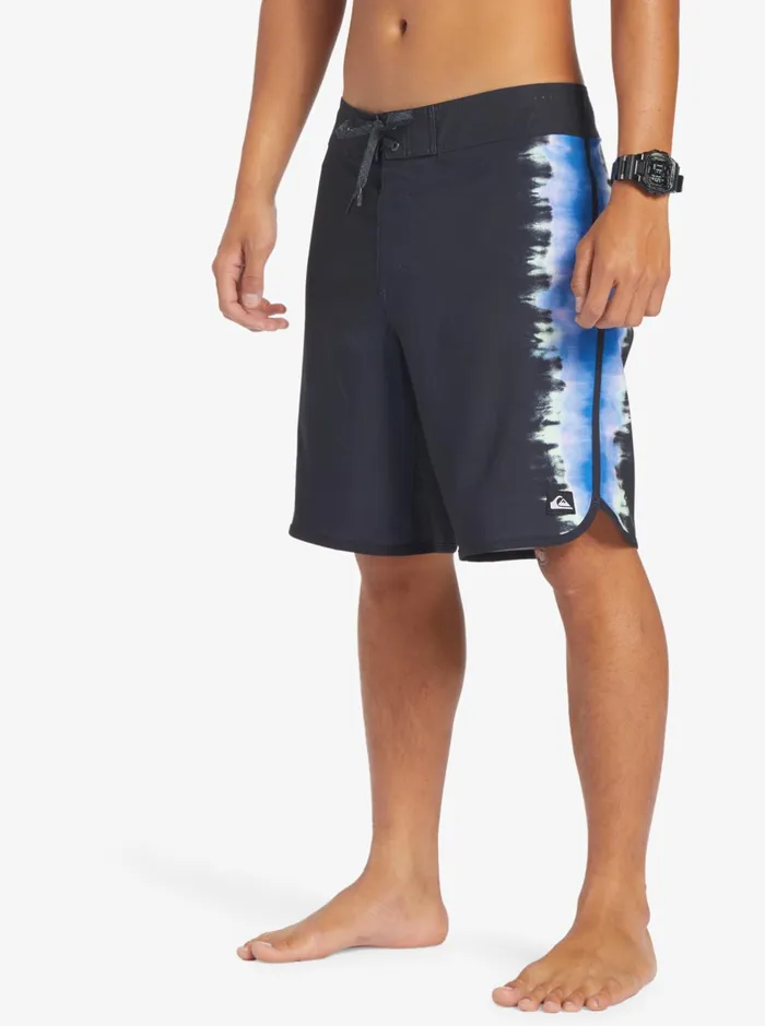 Shorts and Amphibians Men Quiksilver Surfsilk Scallop 19034 Boardshorts Black Shorts and Amphibians Men Quiksilver Surfsilk Scallop 19034 Boardshorts Black