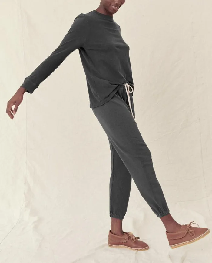 Tops Women039s The Great The Long Sleeve Slim Tee Washed Black