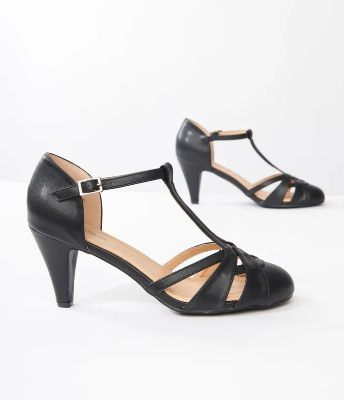 1920s Black Leatherette Woven TStrap Heels Shoes Unique Vintage Heels
