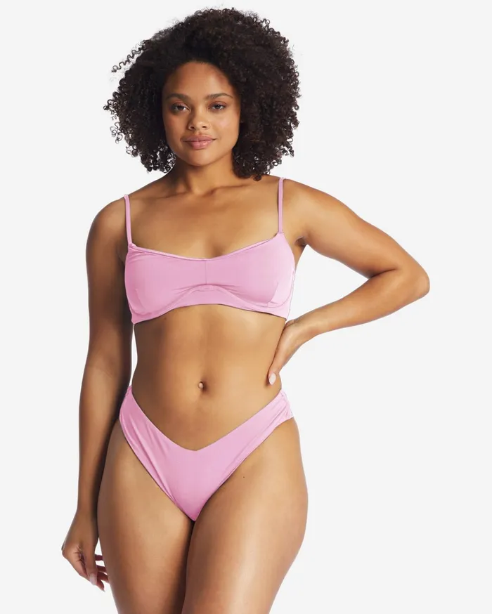 Billabong Sol Searcher Kenzley Underwire Bikini Top Paradise Pink Women Bikini Tops Billabong Sol Searcher Kenzley Underwire Bikini Top Paradise Pink Women Bikini Tops
