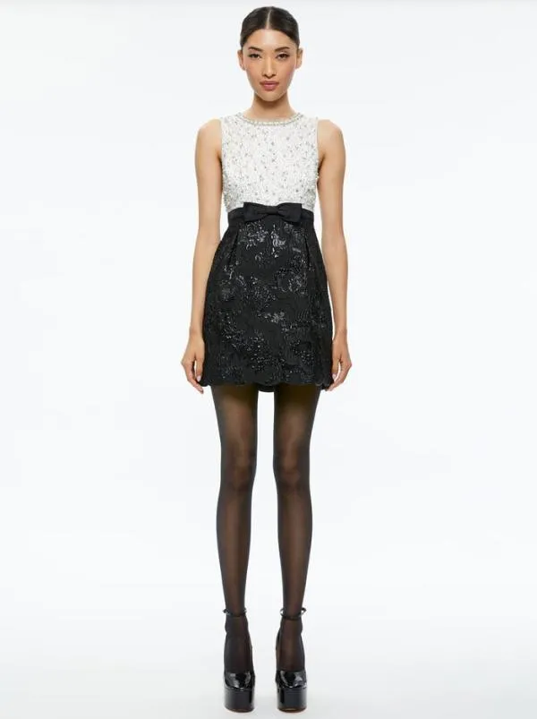 Dresses Women Alice Olivia TRUE EMBELLISHED BODICE MINI DRESS Off Whiteblack