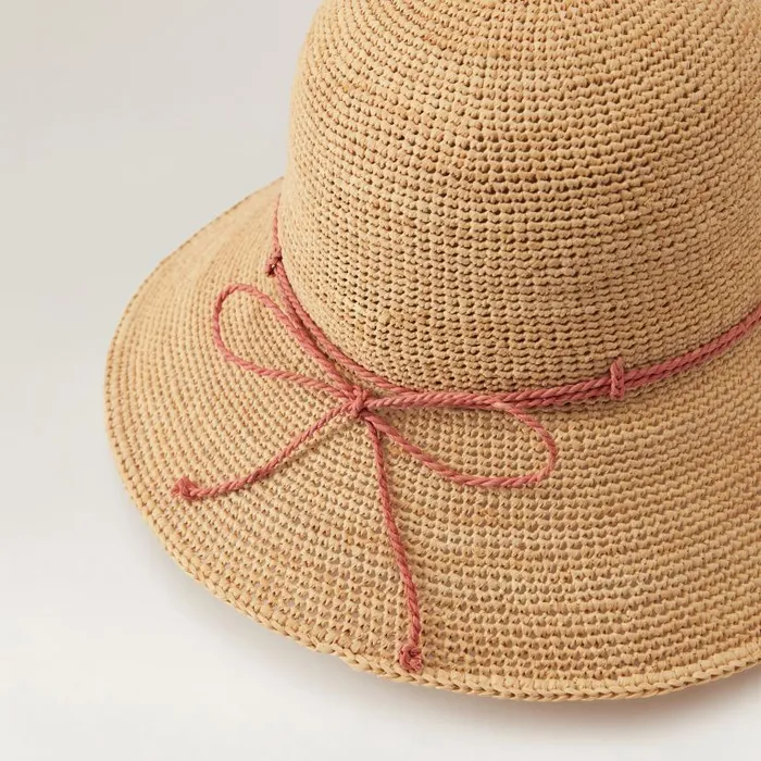 Hats Rollable and Packable Helen Kaminski Iris 9 Natural Pomelo