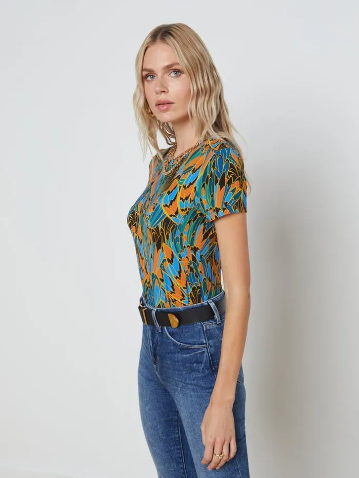 L039Agence Tees Women Ressi Fitted Tee Small Blue Multi Parrot Feather