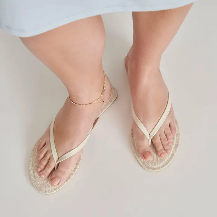 Sandals Shop Dolce Vita Layney Sandals Ivory Leather Ivory Leather