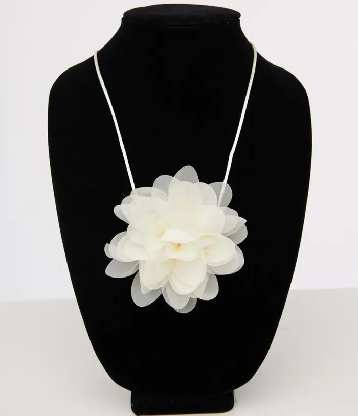 White Flower Necklace Accessories Unique Vintage Necklaces